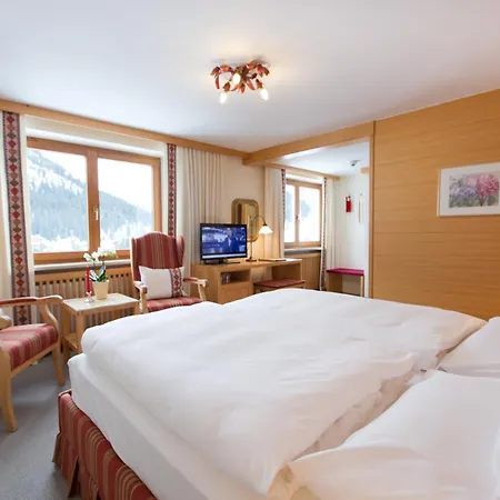 Angela Hotel 4*