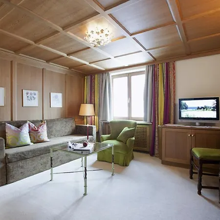 Angela Hotel 4*