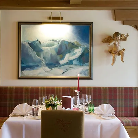 Hotel Angela 4*